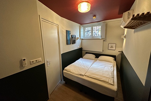 Extra Small Double Weber Rooms