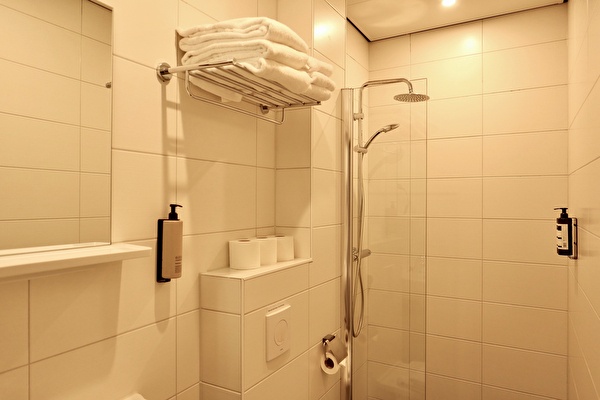 Five Person Weber Rooms